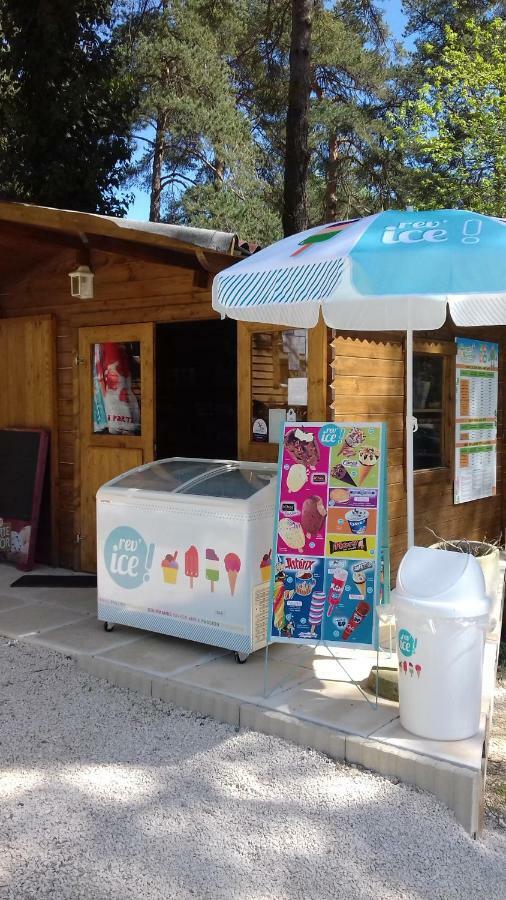 Camping 46 Rainettes Goujounac 외부 사진